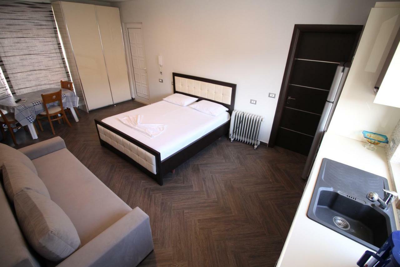 Apartments & Studios Ardian-Mandi Sarande-Albania Exterior photo